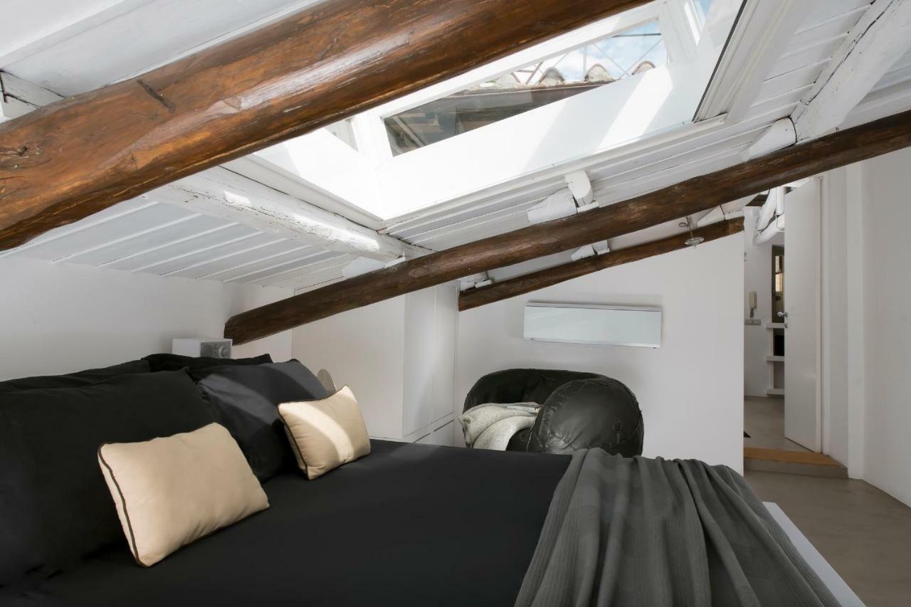 Two Bedrooms Apartment With Solarium With View On San Peter Church And Sant'Angelo Castle Рим Екстериор снимка