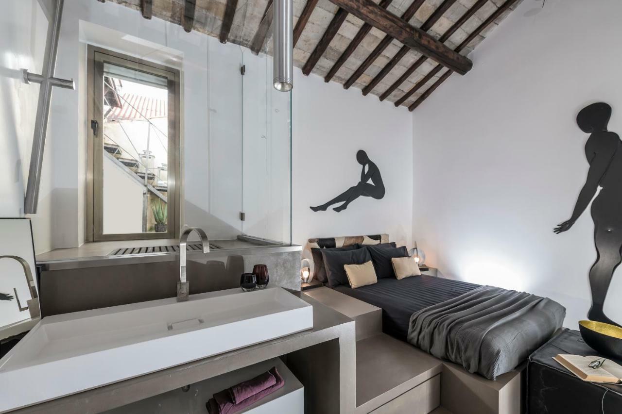 Two Bedrooms Apartment With Solarium With View On San Peter Church And Sant'Angelo Castle Рим Екстериор снимка